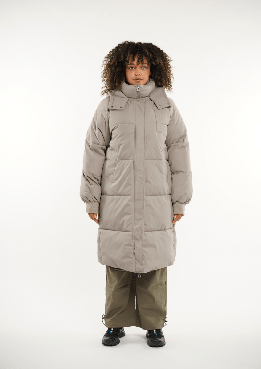 LUNA | MANTEAU LONG PUFFER AVEC CAPUCHE